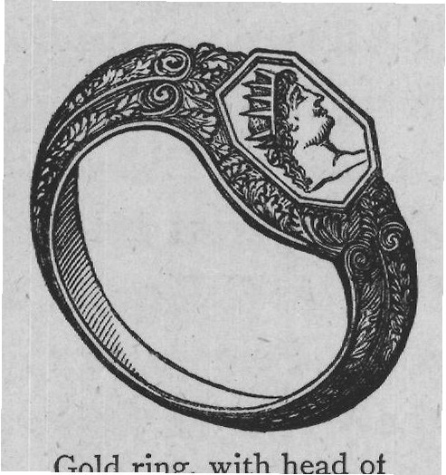 Gold ring, with head of